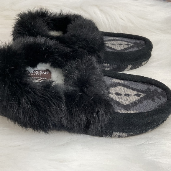 NWOT Manitobah Mukluks Black Wool Tipi Moccasin Women’s Size 7 - Picture 5 of 11